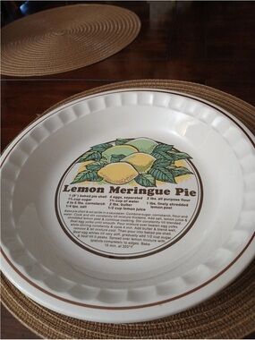 1980s Vintage “Sunnycraft” Lemon Meringue Pie Recipe/Baking Dish Plate 11011